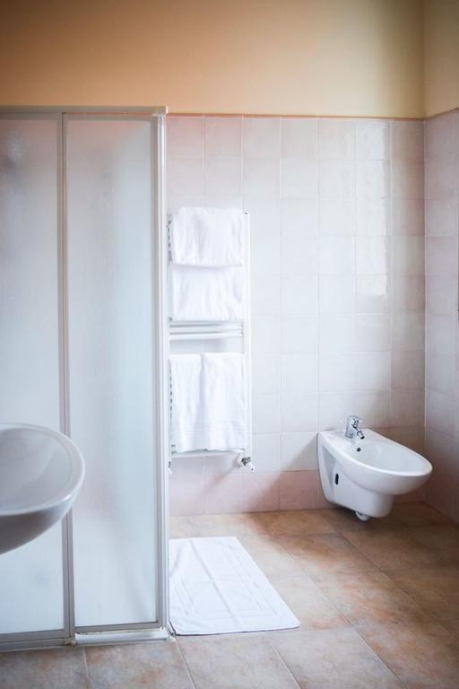 Albergo Olivo Belluno Veronese ภายนอก รูปภาพ